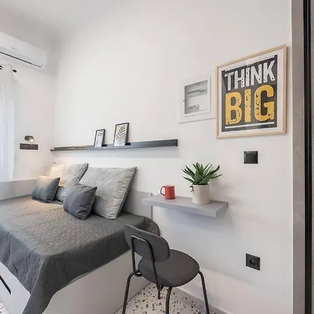 Tiny Apartment Athens Exterior photo