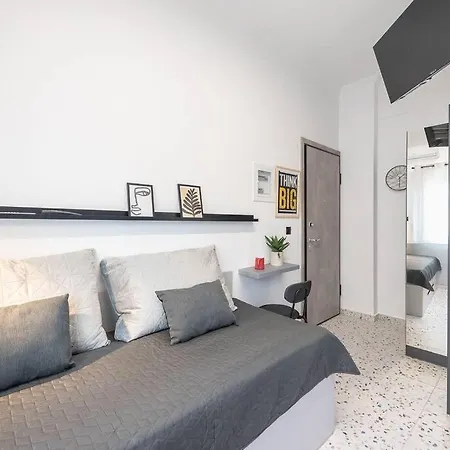 Tiny Apartment Athens Exterior photo